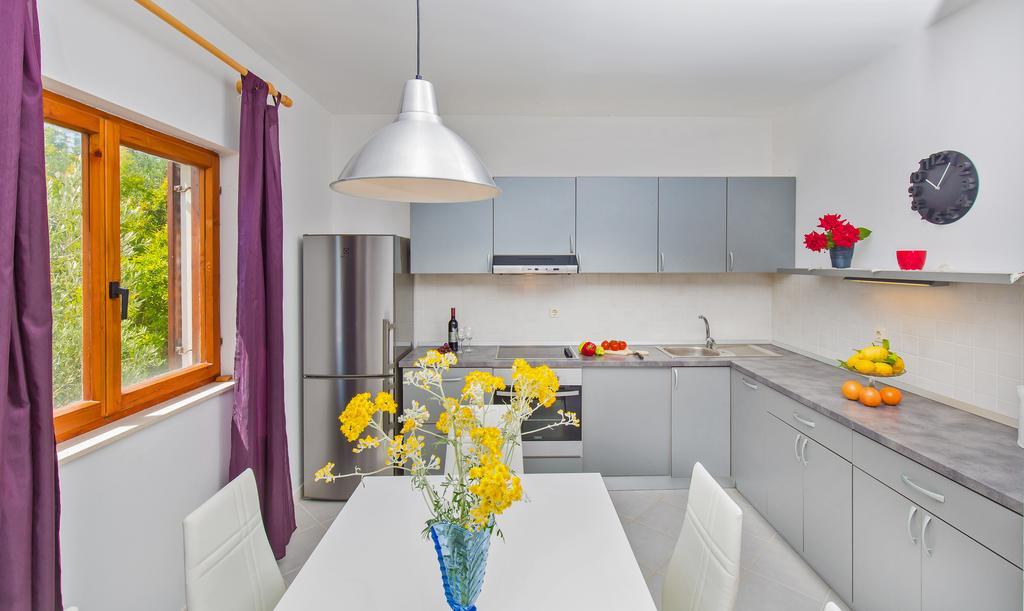 Apartment Lujak Donje Celo Εξωτερικό φωτογραφία