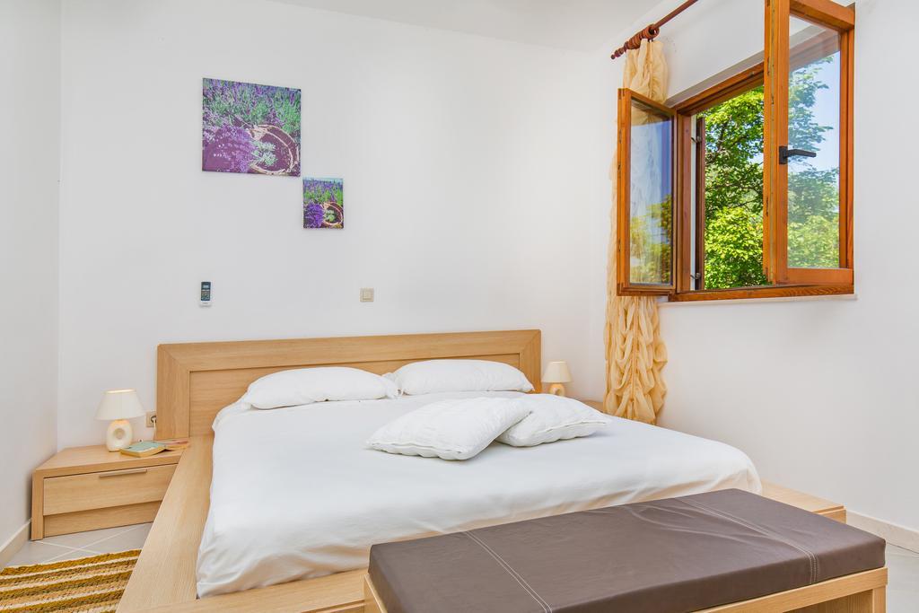 Apartment Lujak Donje Celo Εξωτερικό φωτογραφία